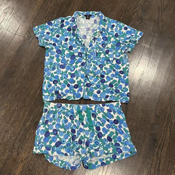 J.CREW Other - J Crew Pajama Short Set Women’s Medium Blueberry Floral Button Up Novelty
